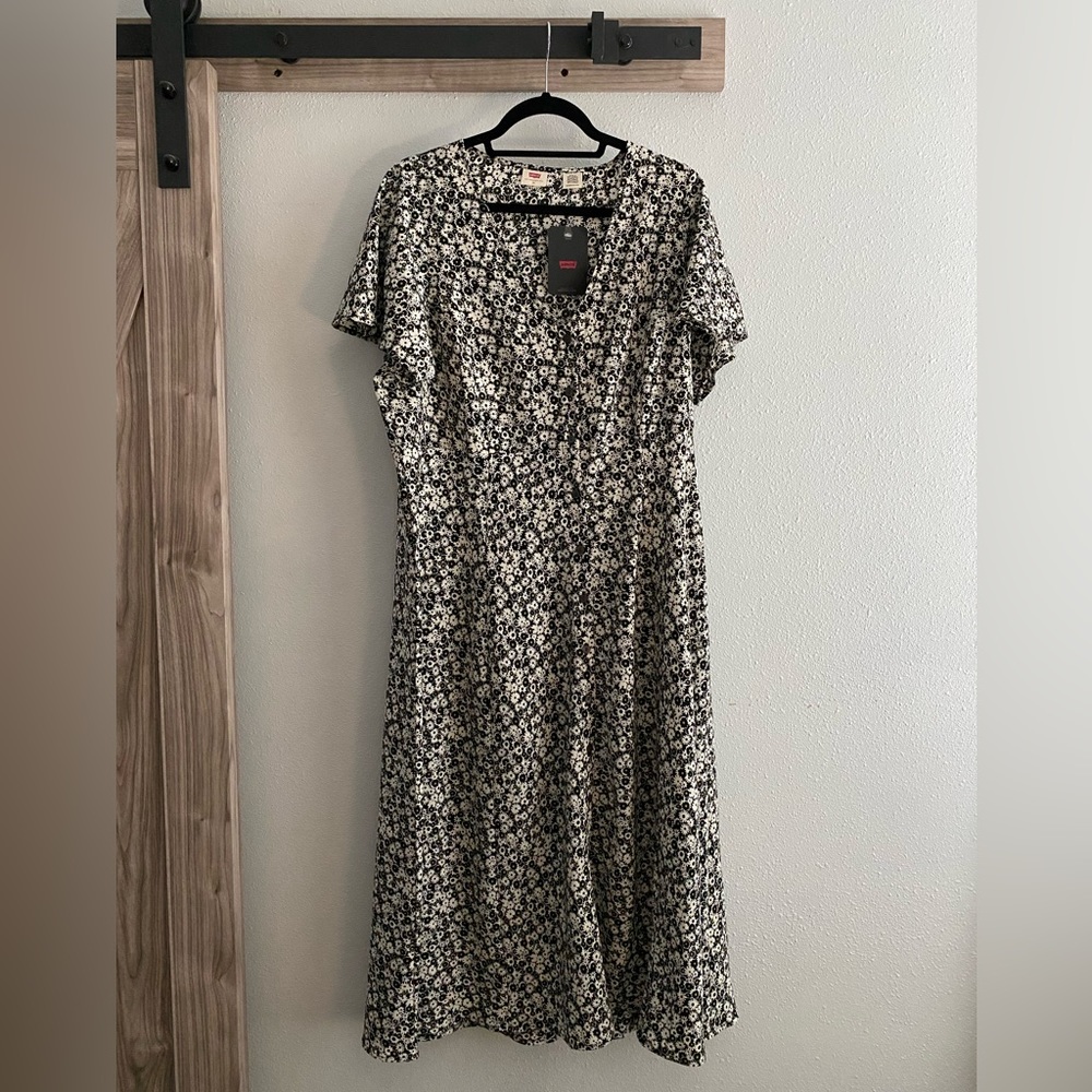 Levi’s Midi Floral Dress Plus Size 1X